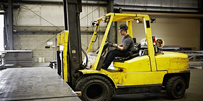 Guidelines To Consider While Using Forklifts In Outdoors